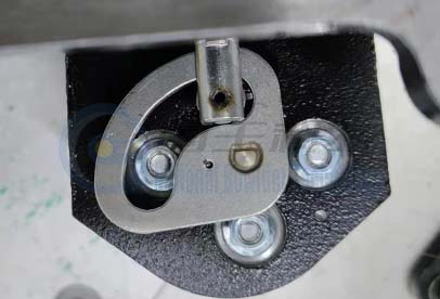 异形金属配件激光追踪焊接